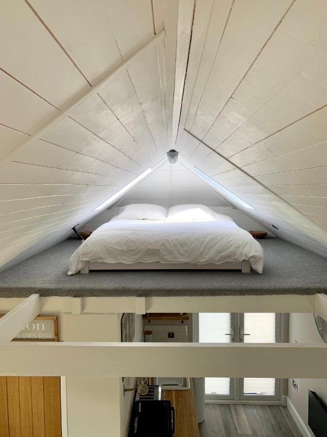 The Nest Hotel Sway Luaran gambar
